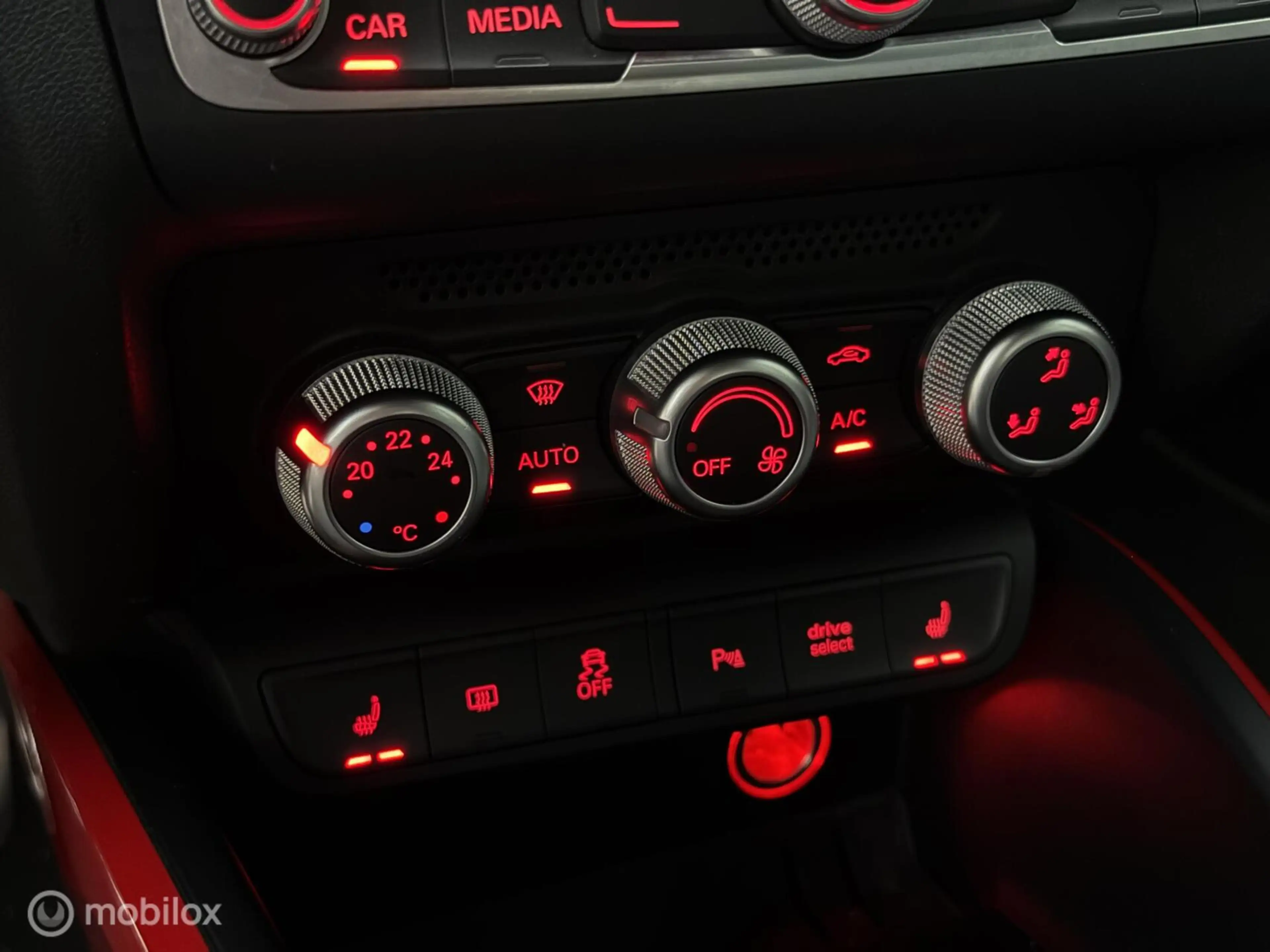 Audi S1 2.0 TFSI Quattro | Leder | Bose | H&R | 325 PK — photo 8