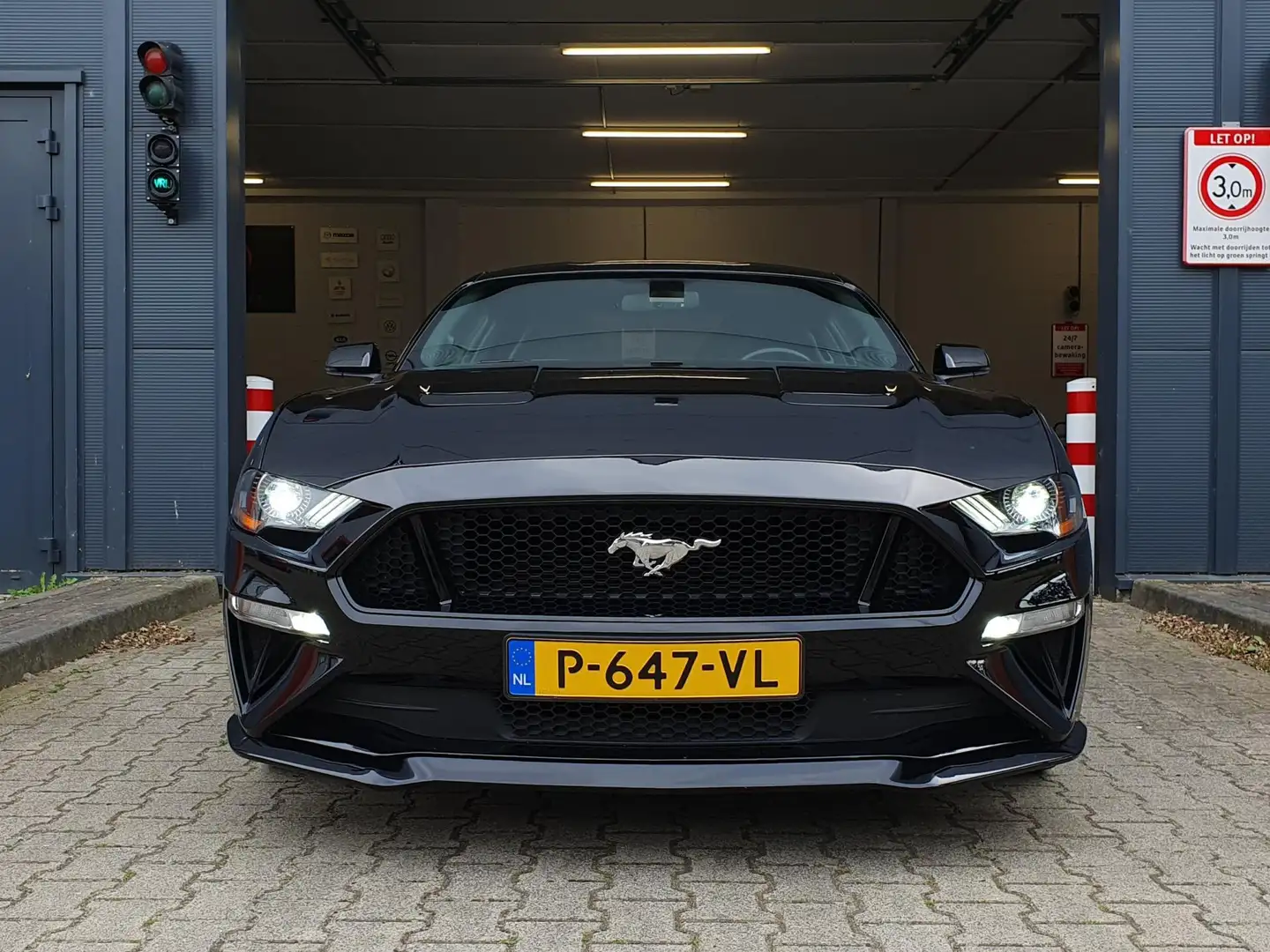 Ford Mustang GT 5.0 V8 FASTBACK / PERFORMANCE PACKAGE 467 PK !! Negro - 2