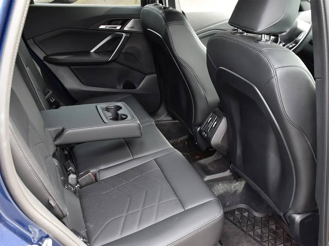 BMW X1 photo BMW X1