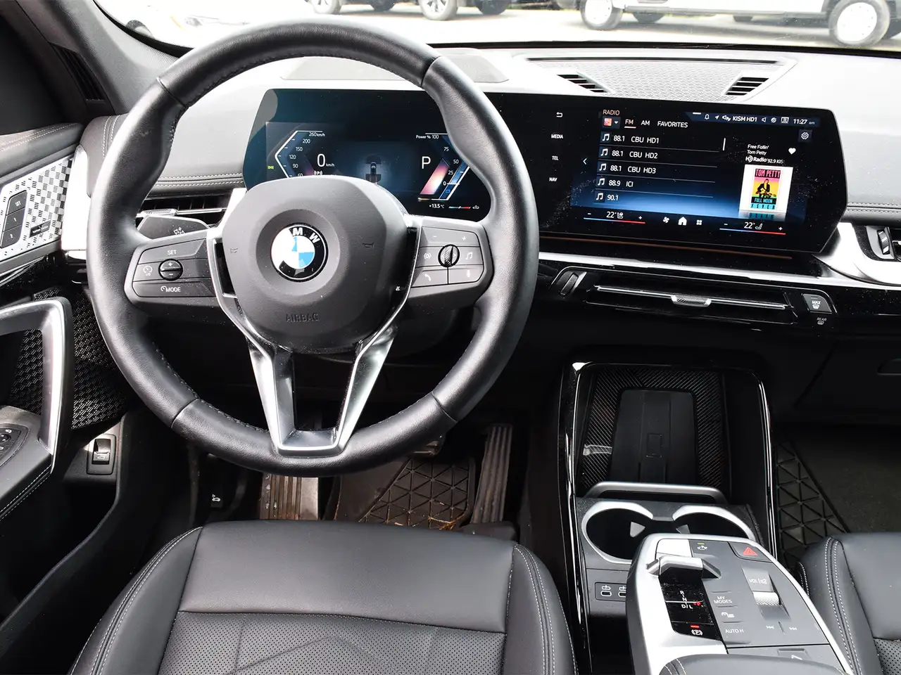 BMW X1 photo BMW X1