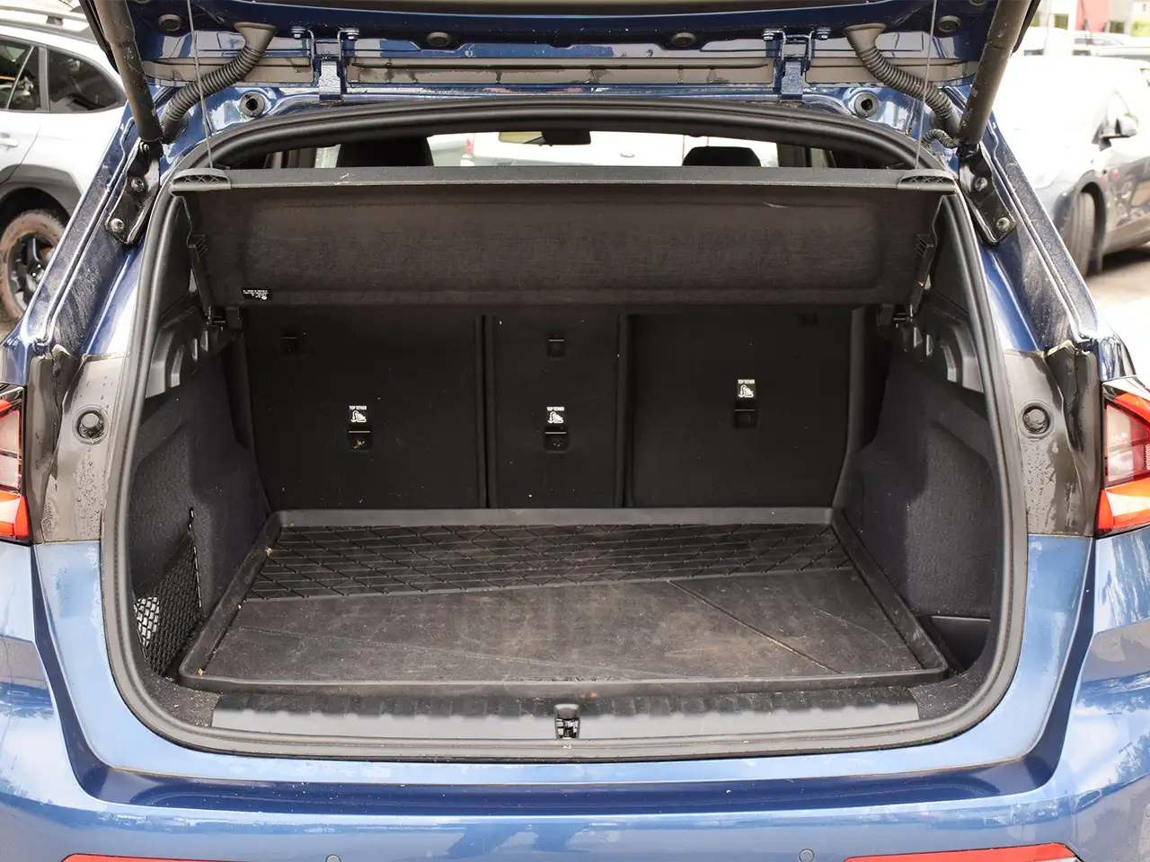BMW X1 photo BMW X1