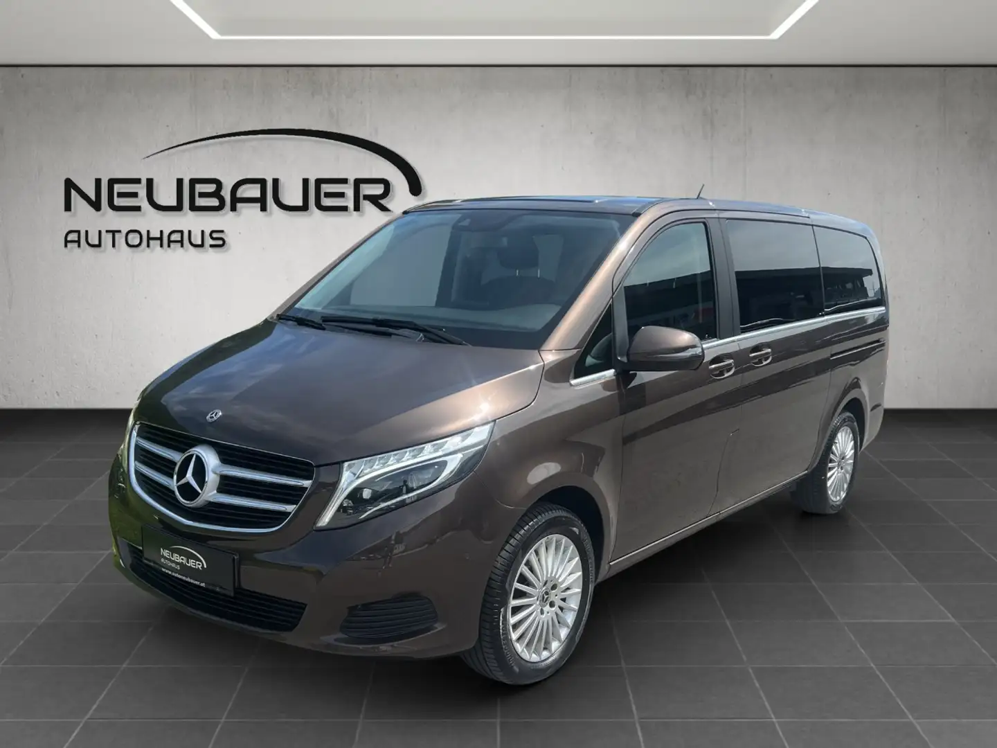 Mercedes-Benz V 220 d 4MATIC AVANTGARDE Lang Stdhzg FAP AUT Kahverengi - 1