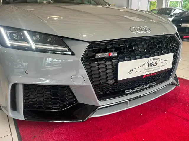 Audi TT view 9