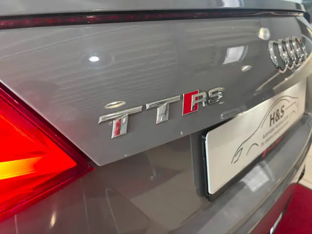 Audi TT view 15