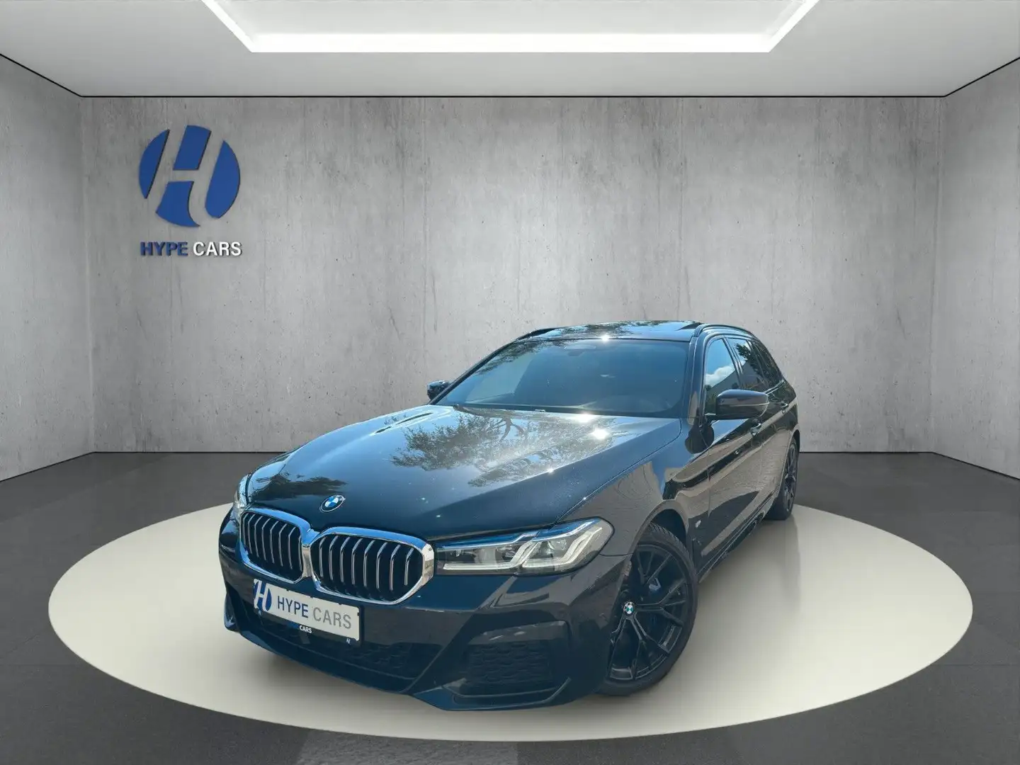 BMW 530 i xD M Sport Pano Laser ACC HUD RFK AHK StH Schwarz - 1