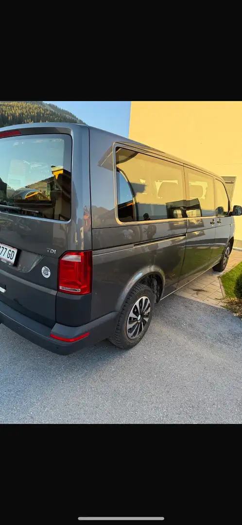 Volkswagen T6 Kombi LR 2,0 TDI BMT - 2