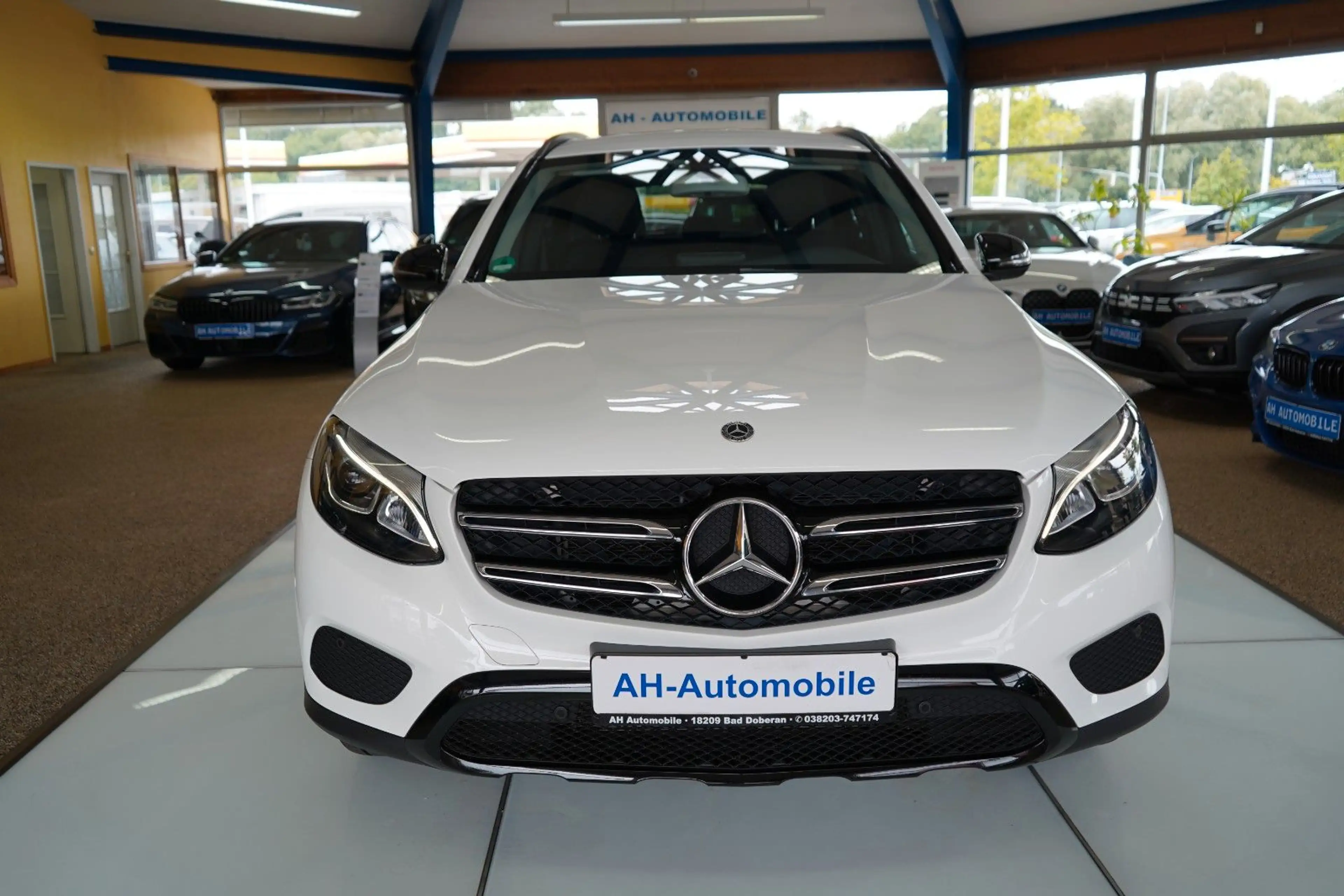 Mercedes-Benz GLC 250 4Matic AUTOMATIK / XENON / NAVI / R-KAM — photo 5