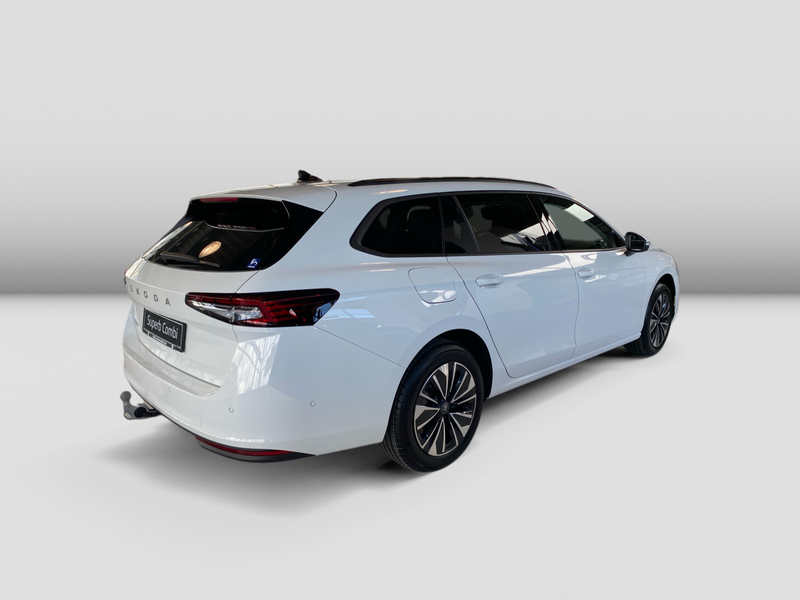 Skoda Superb Combi Selection 2,0 TDI AHK Fahr+ Assist+ — photo 4