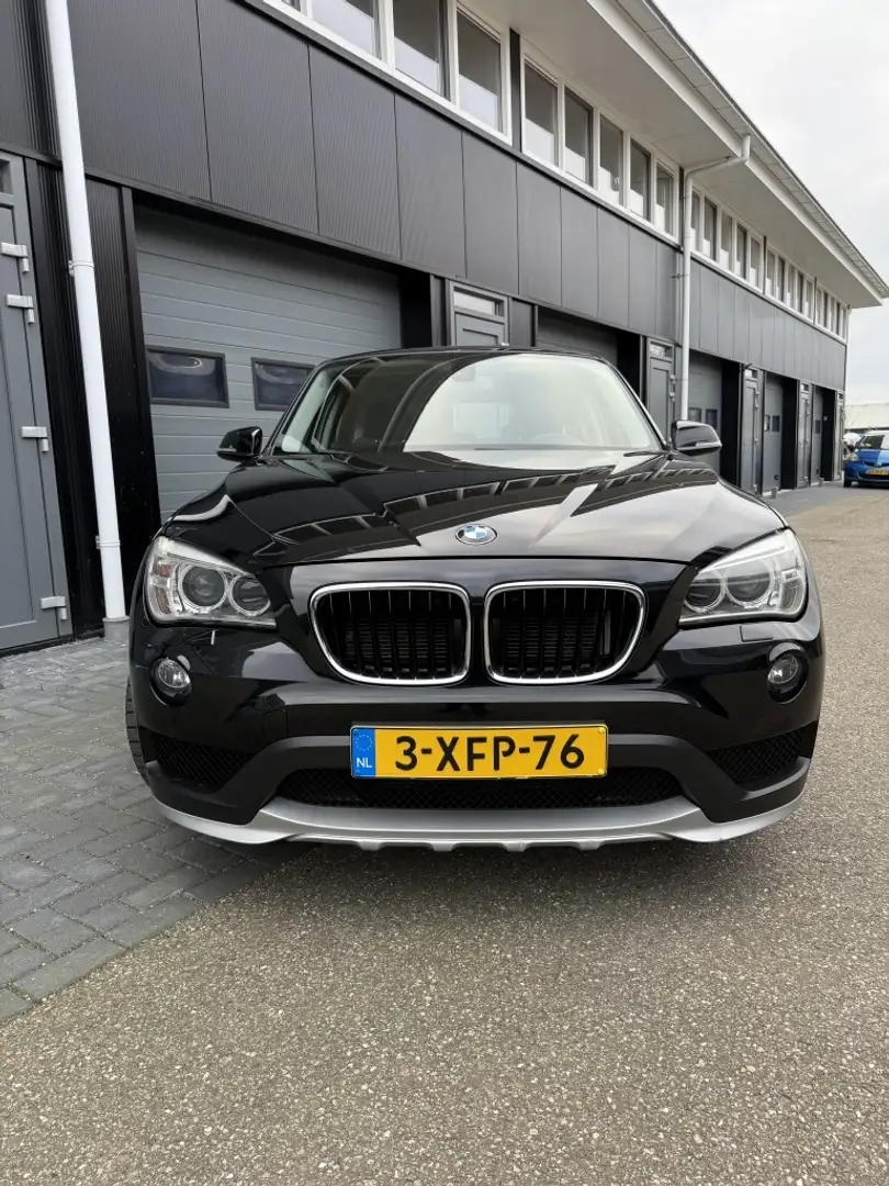 BMW X1 sDrive20i High Exec. 1e Eigenaar! Leer, Stoelverw, Noir - 2