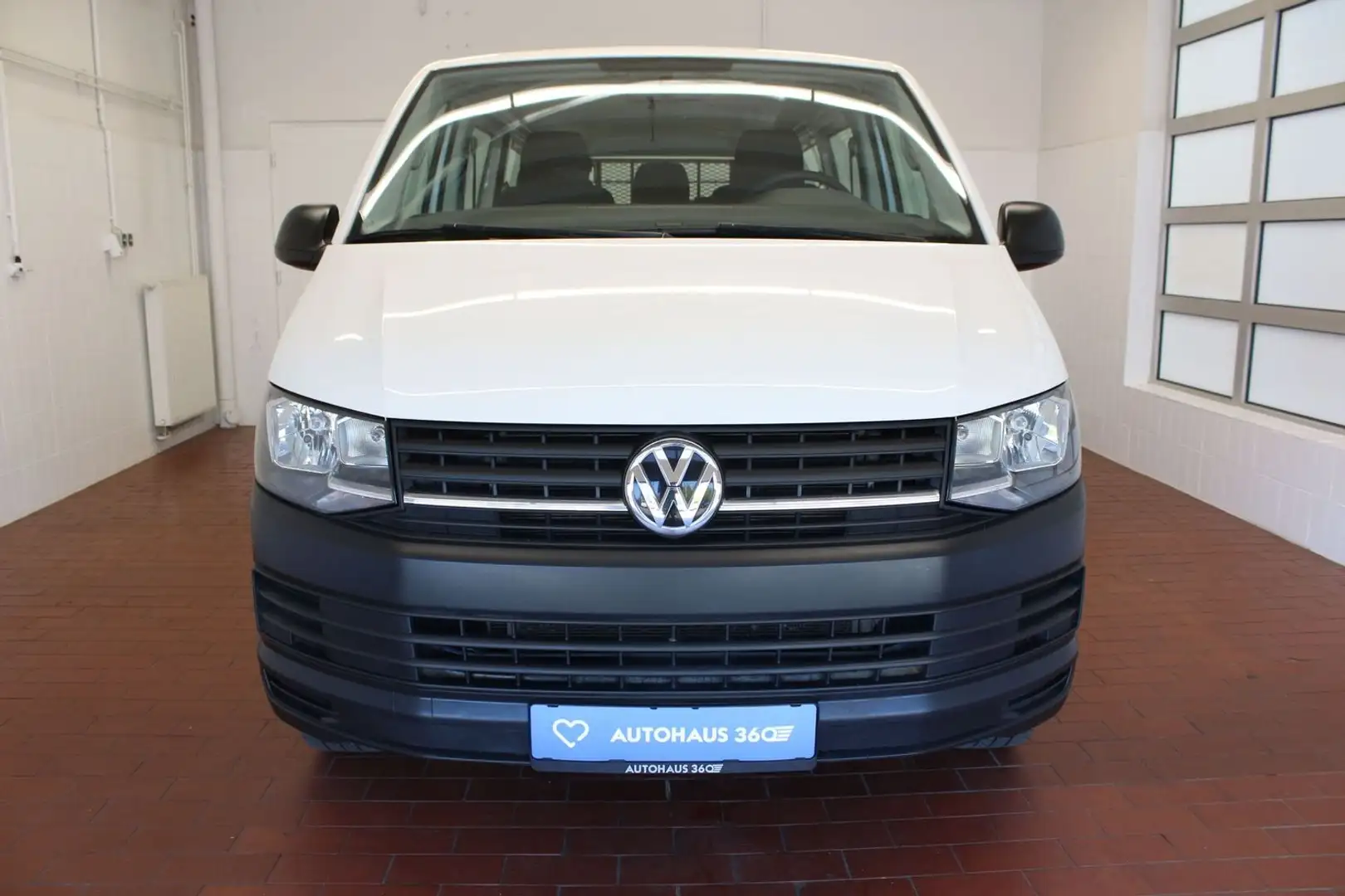 Volkswagen T6 Kombi lang 8 Sitze Klima Navi ROLLSTUHL Wit - 2