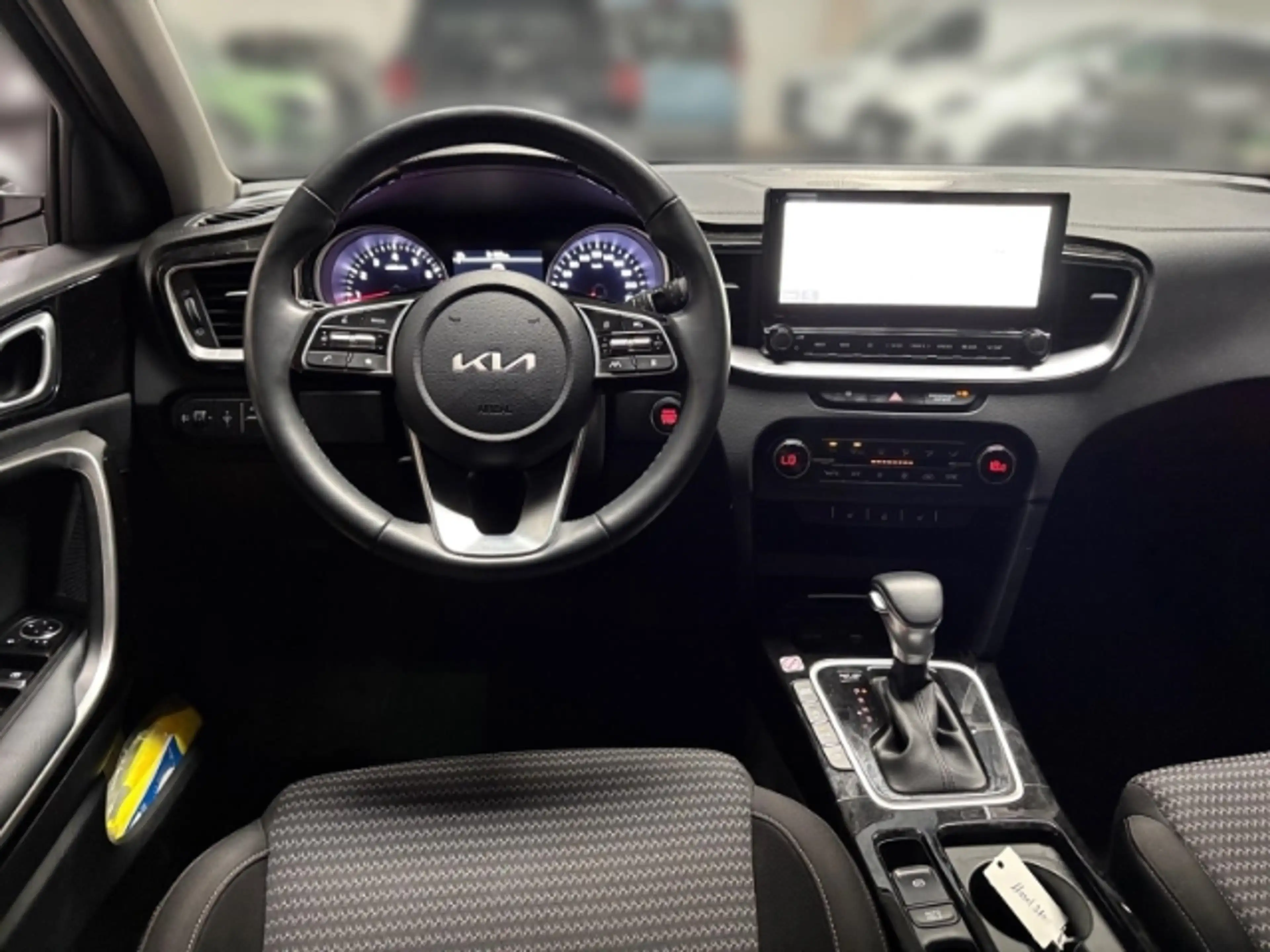 Kia Ceed SW / cee'd SW Sportswagon Edition 1.5 T-GDI Ultimate Navi+Sitzhe — photo 10