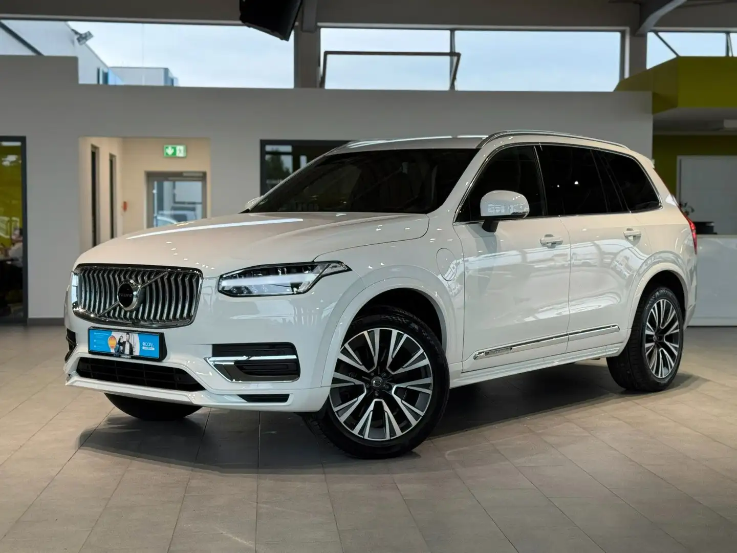 Volvo XC90 Inscription Expression*7-Sitzer*HuD*RFK* Weiß - 1