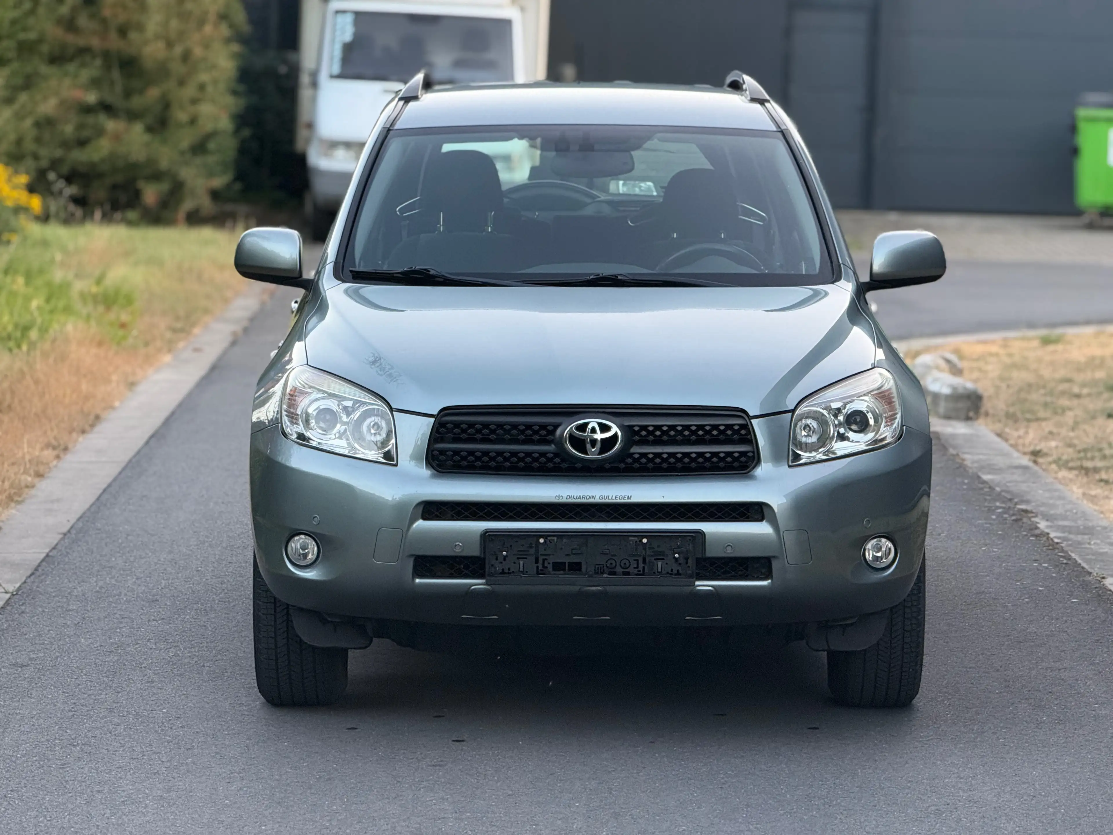 Toyota RAV 4 2.2 Turbo D4D 16v VIP // 1er Pro — photo 2
