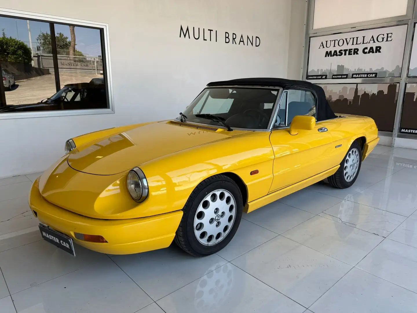 Alfa Romeo Spider Spider 2.0 Duetto Giallo - 1