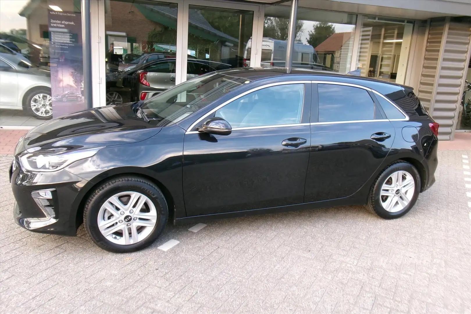 Kia Ceed / cee'd 1.4 Turbo 140pk DynamicPlusLine Luxe Org. Ned. Zwart - 2