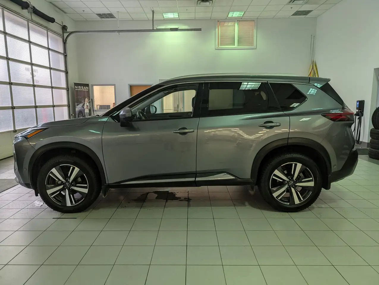 Nissan Rogue снимка Nissan Rogue