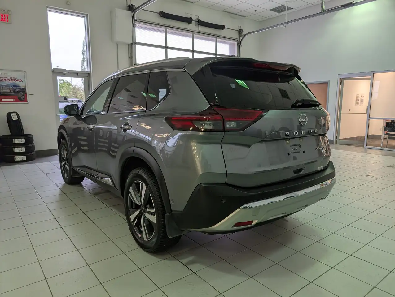 Nissan Rogue снимка Nissan Rogue