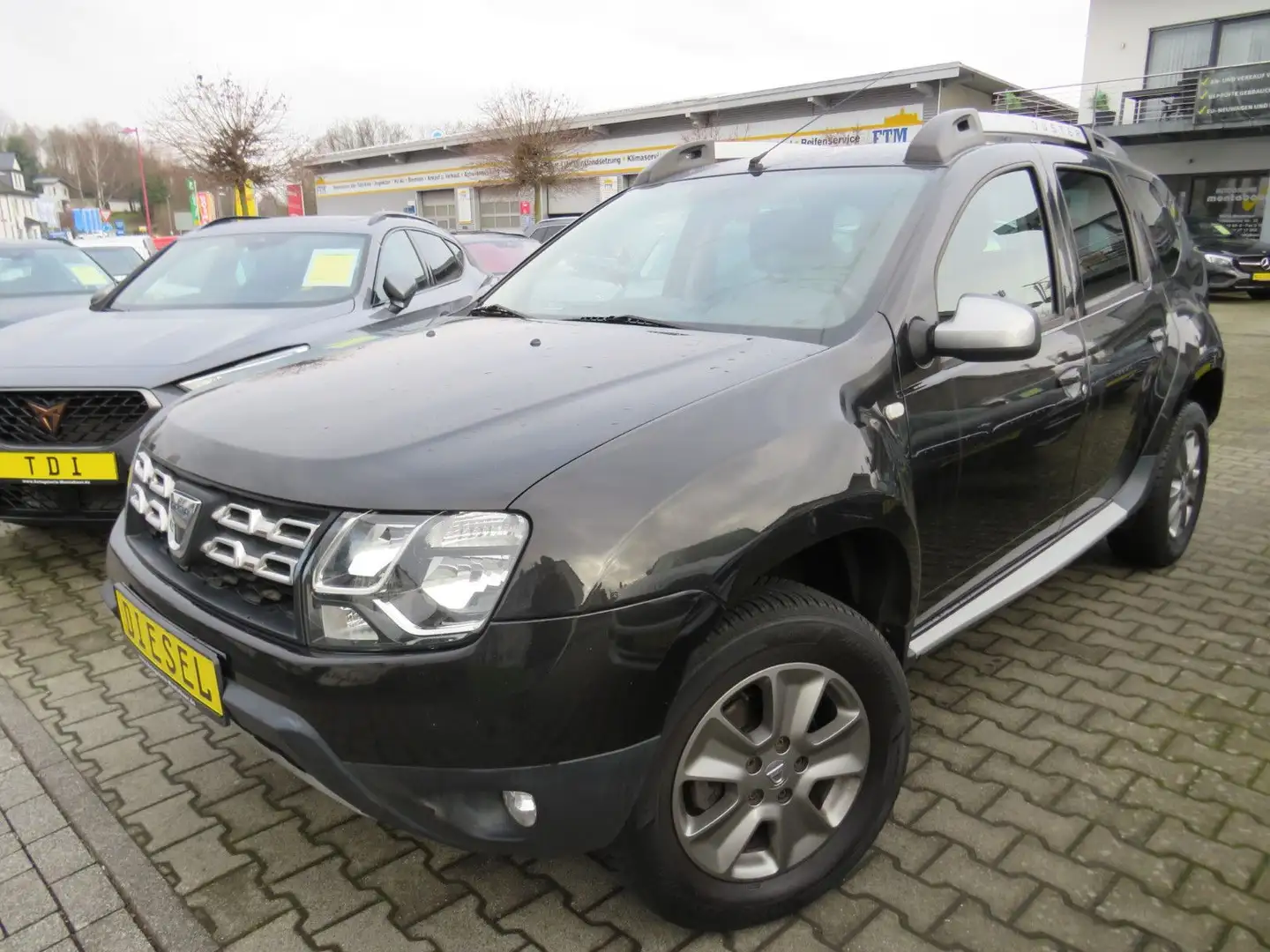 Dacia Duster I Prestige 4x2 *KLIMA *LEDER *NAVI *AHK Noir - 1