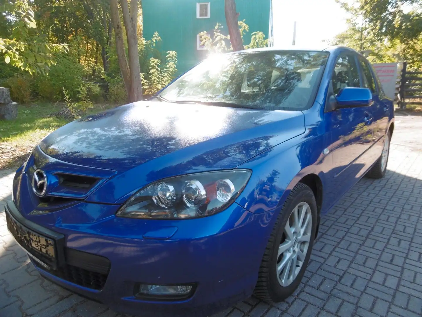 Mazda 3 Lim. 1.6 CD Sport Active Blau - 1