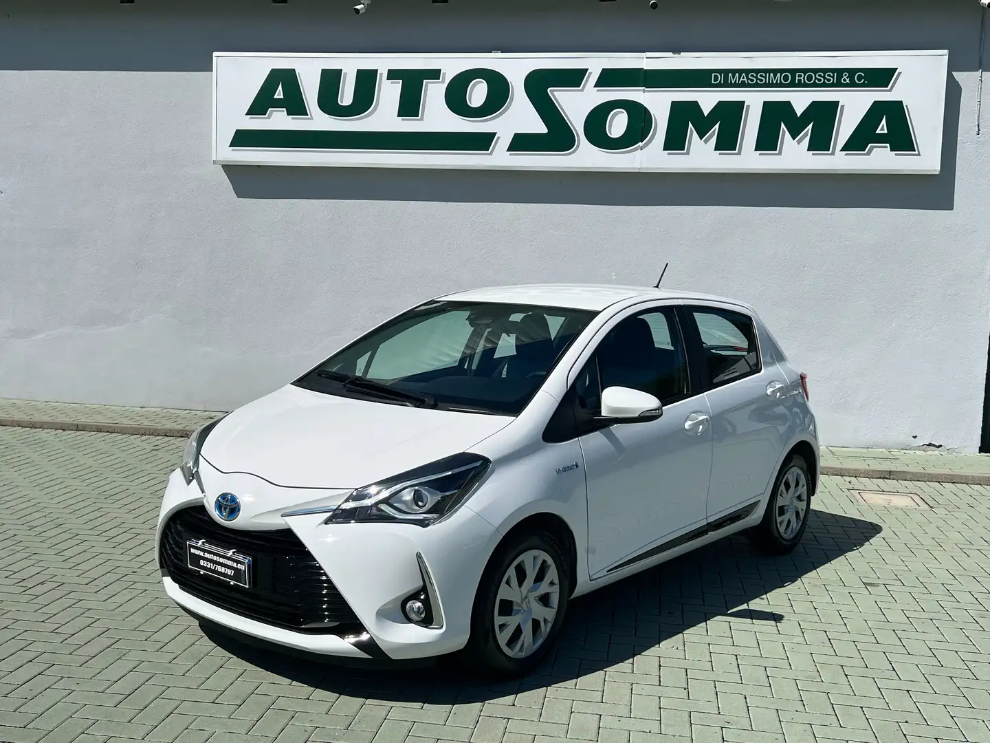 Toyota Yaris 5p 1.5h Active  SOLO 3000 KM!! INTROVABILE!! Bianco - 1