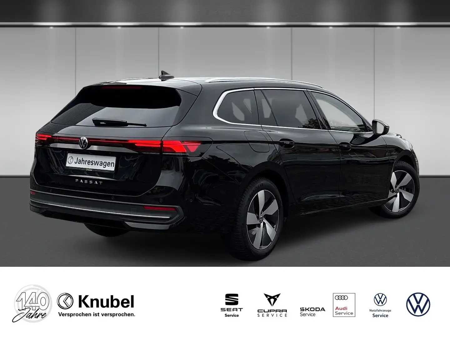 Volkswagen Passat Variant Business 2.0 TDI DSG AHK ACC Navi LED Schwarz - 2
