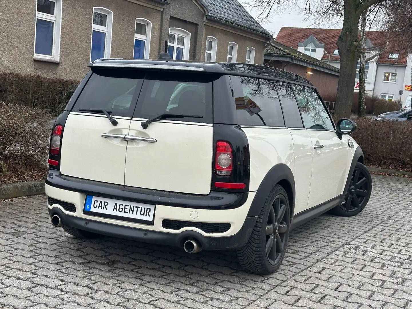 MINI Cooper S Clubman XENON+ KLIMAAUTO+ PANORAMADACH Beige - 2
