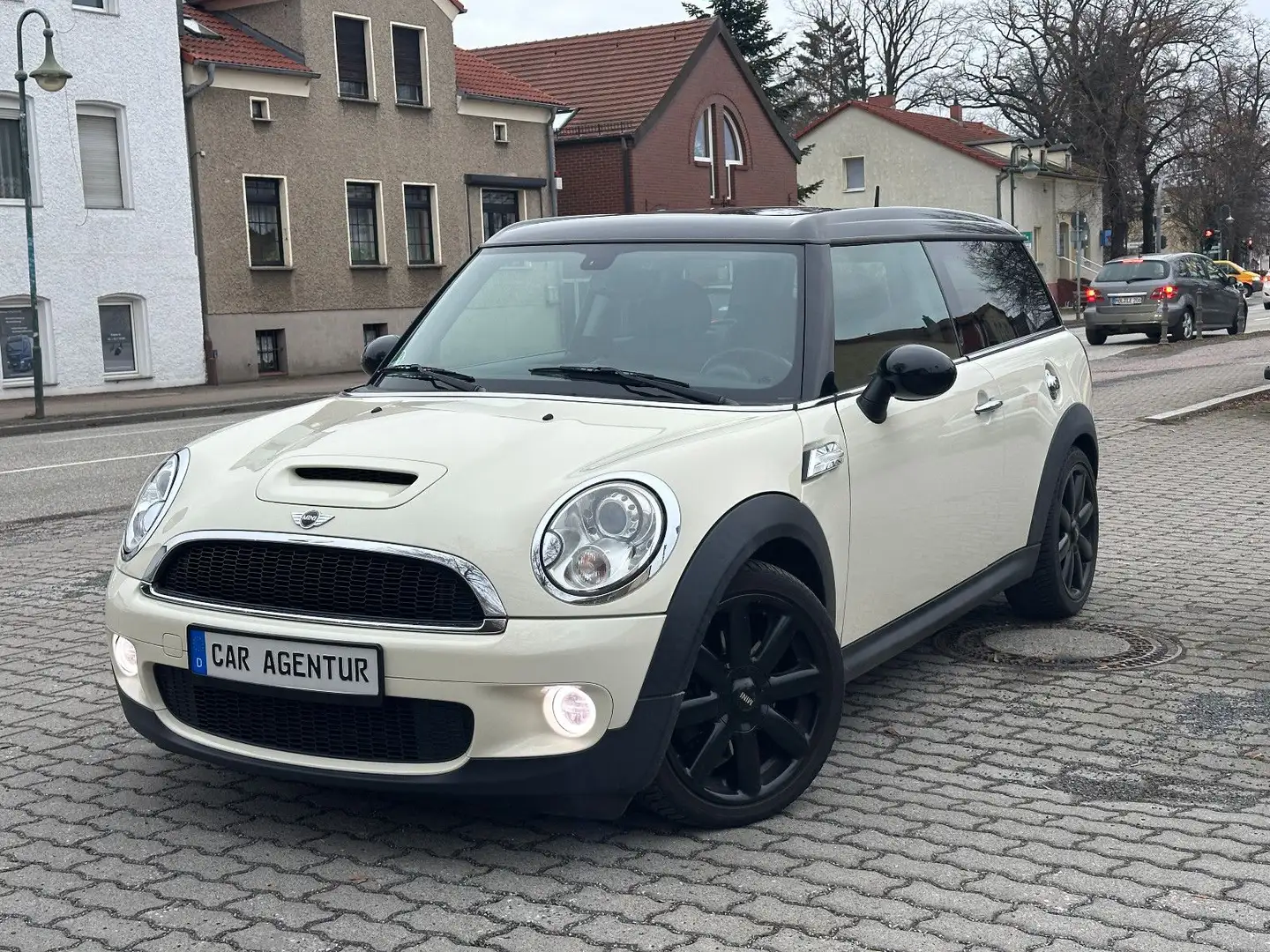 MINI Cooper S Clubman XENON+ KLIMAAUTO+ PANORAMADACH Beige - 1