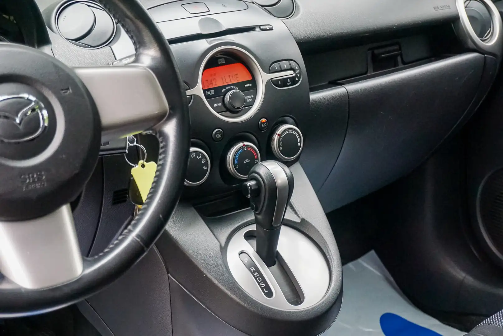 Mazda 2 1.5 Sport Automatik Klima Sitzheizung Naranja - 2