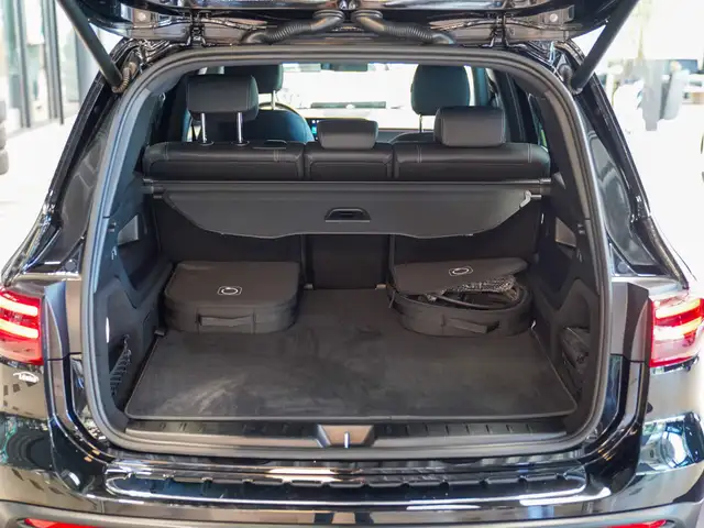 Mercedes-Benz Eqb view 5