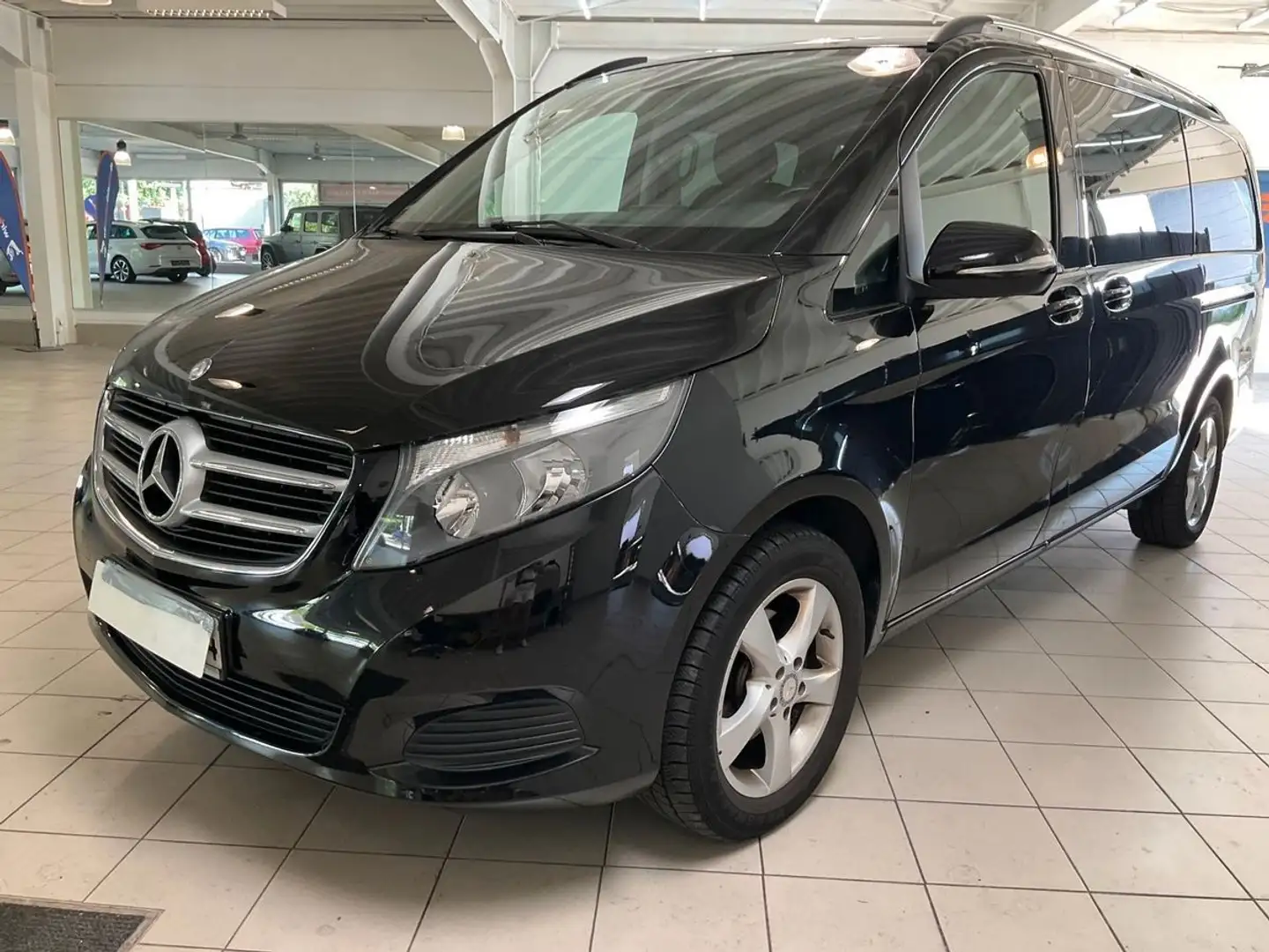Mercedes-Benz V 220 d lang +LEDER+AHK+NAV+7-SITZER+KAMERA+SHZ+ Negru - 1