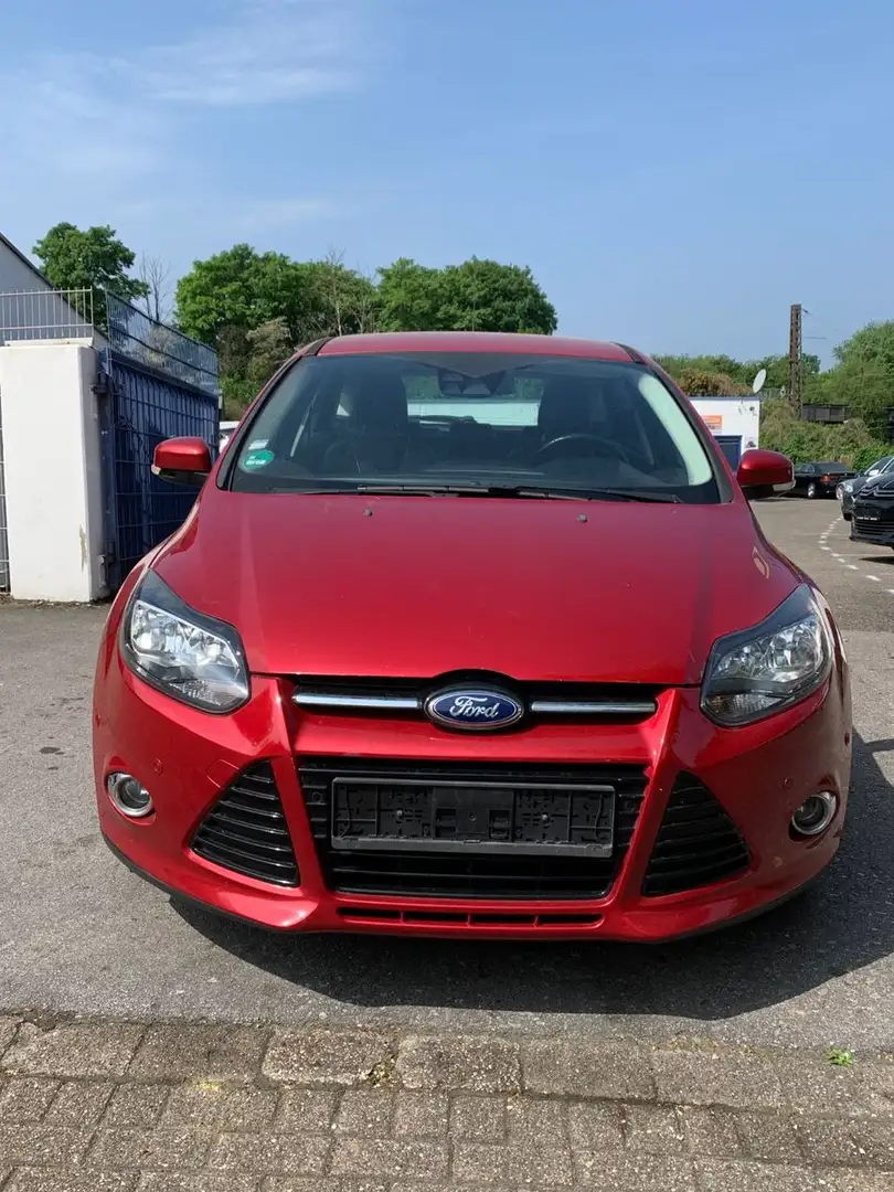Ford Focus Titanium 1.6*PDC*KLIMA*LEDER*2-HD*TÜV NEU Rouge - 2