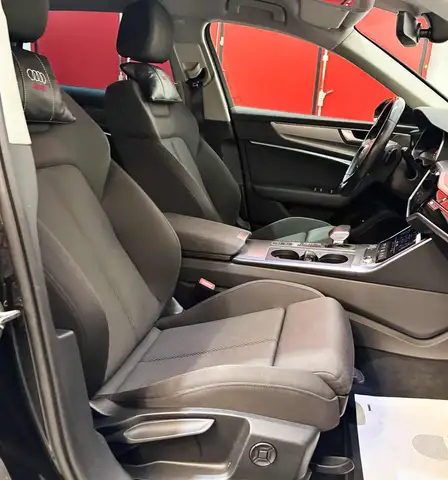 Audi A6 view 14