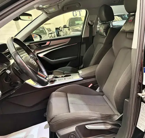 Audi A6 view 13