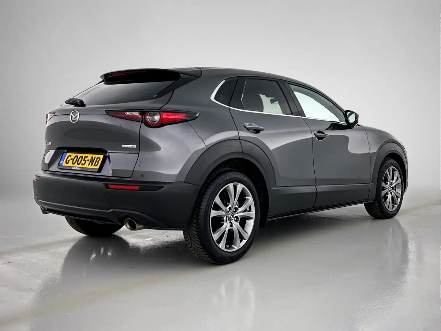 Mazda CX-30 2.0 e-SkyActiv-X M Hybrid Luxury | Navigatie | Cam Gris - 2