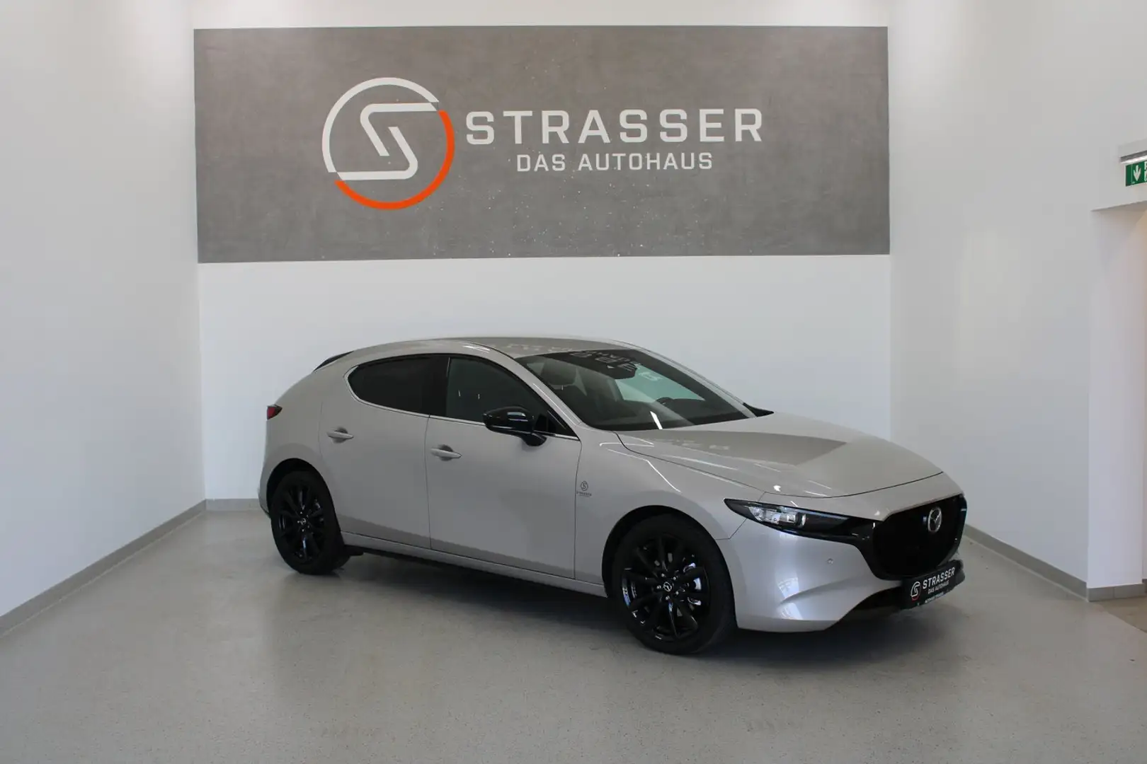 Mazda 3 e-Skyactiv-G122 Homura Silber - 1