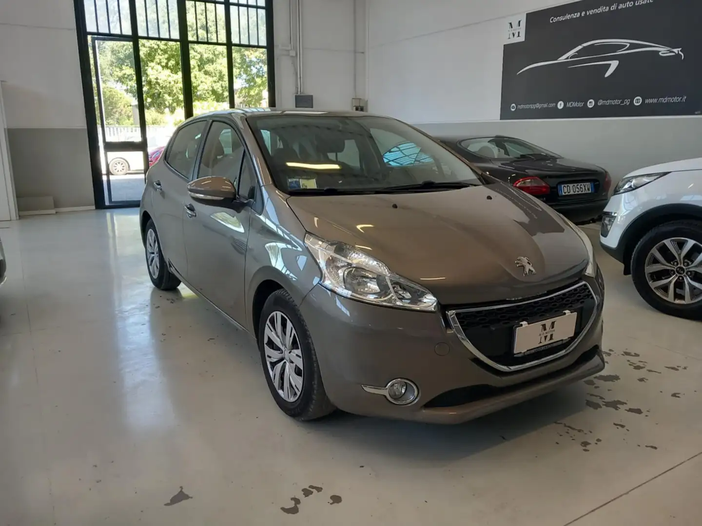 Peugeot 208 208 I 2012 5p 1.2 vti 12v Allure Marrone - 1