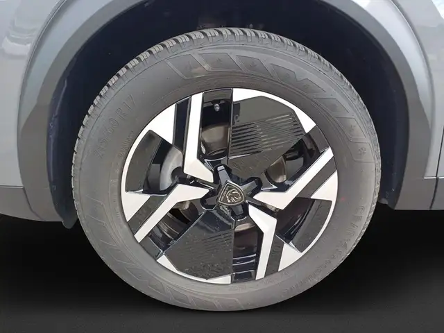 Peugeot 2008 view 8