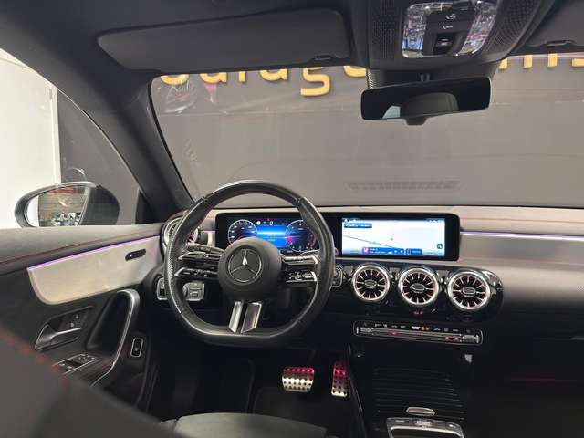 Mercedes-Benz CLA 180 — photo 10