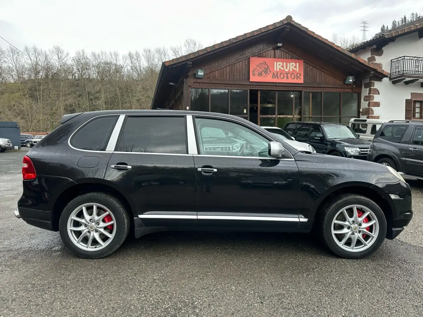 Porsche Cayenne Turbo Aut. Negro - 1