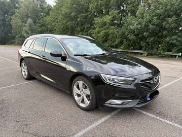 Insignia Sports Tourer 2.0 Diesel Aut Ultimate Exclusive