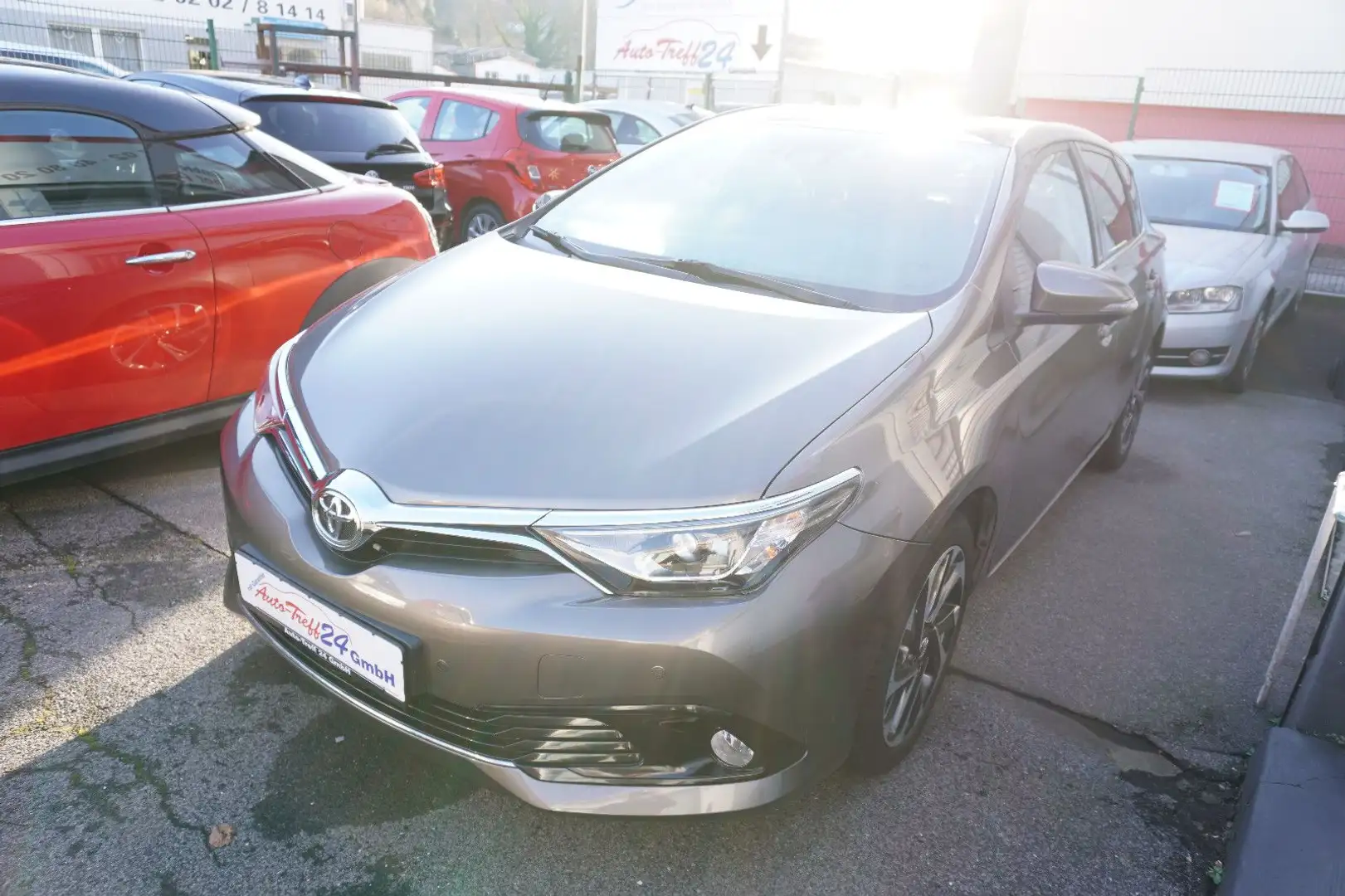Toyota Auris Edition-S 1.2 *1.Hand*nur 24.350 KM*GARANT Grau - 2