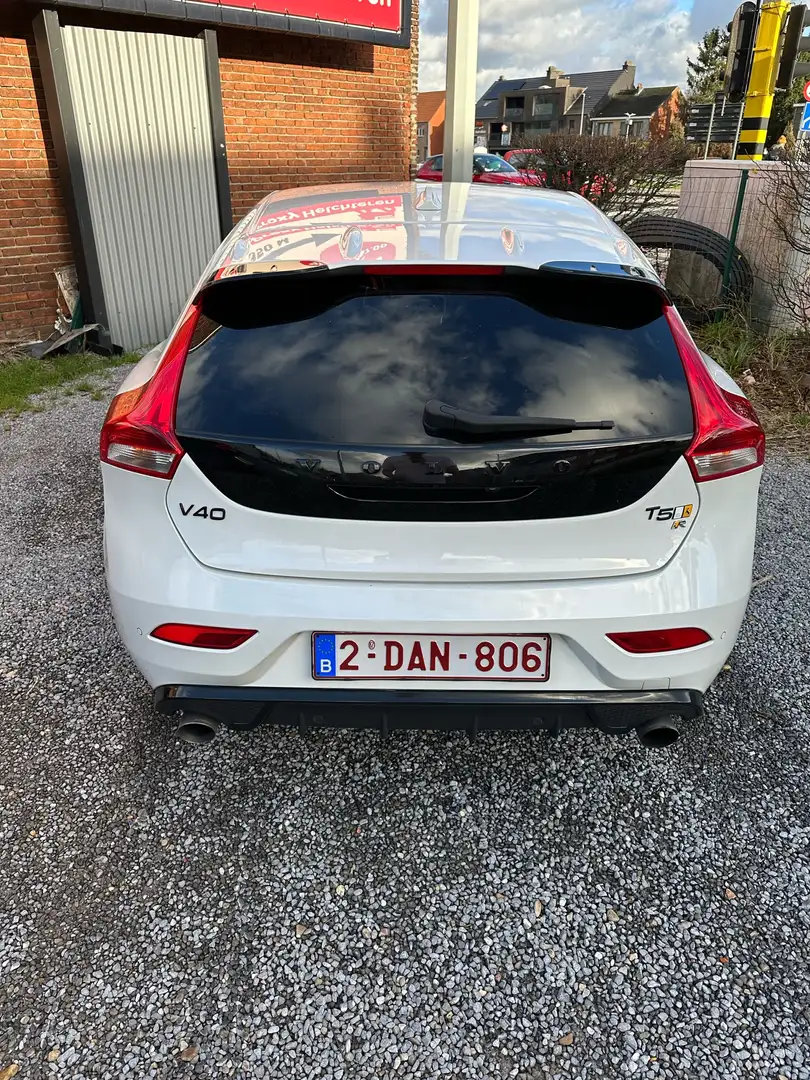 Volvo V40 T5 Geartronic R Design met polestar optimalisatie - 2