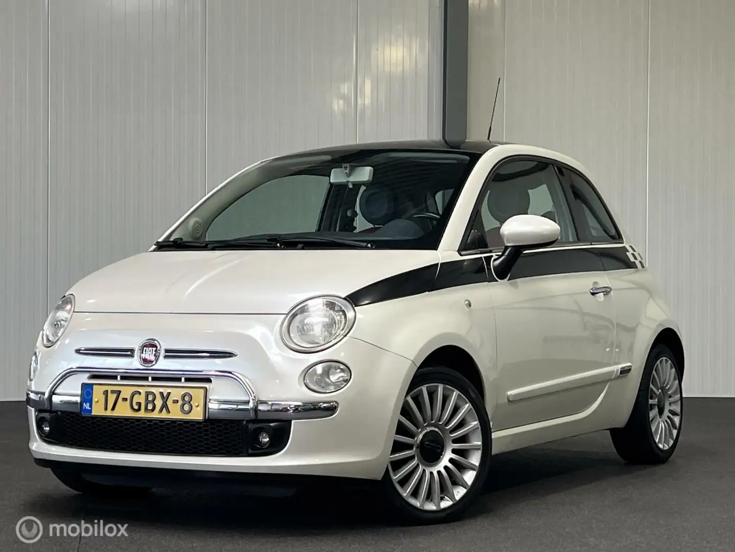 Fiat 500 1.2 Lounge [ NAP leder EERSTE eigenaar! ] Wit - 1