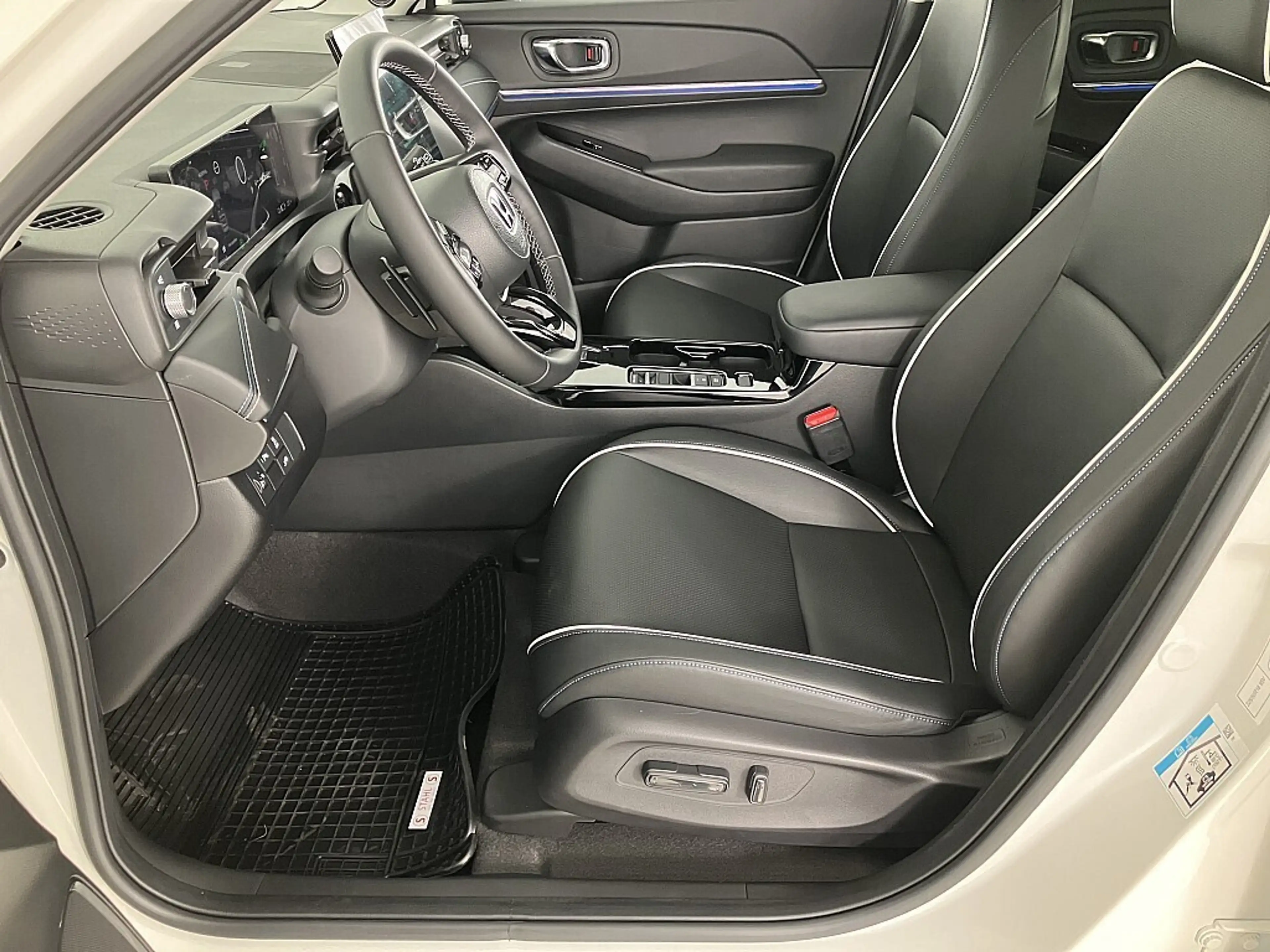 Honda e:Ny1 eNy1 68,8kWh Elegance — photo 10