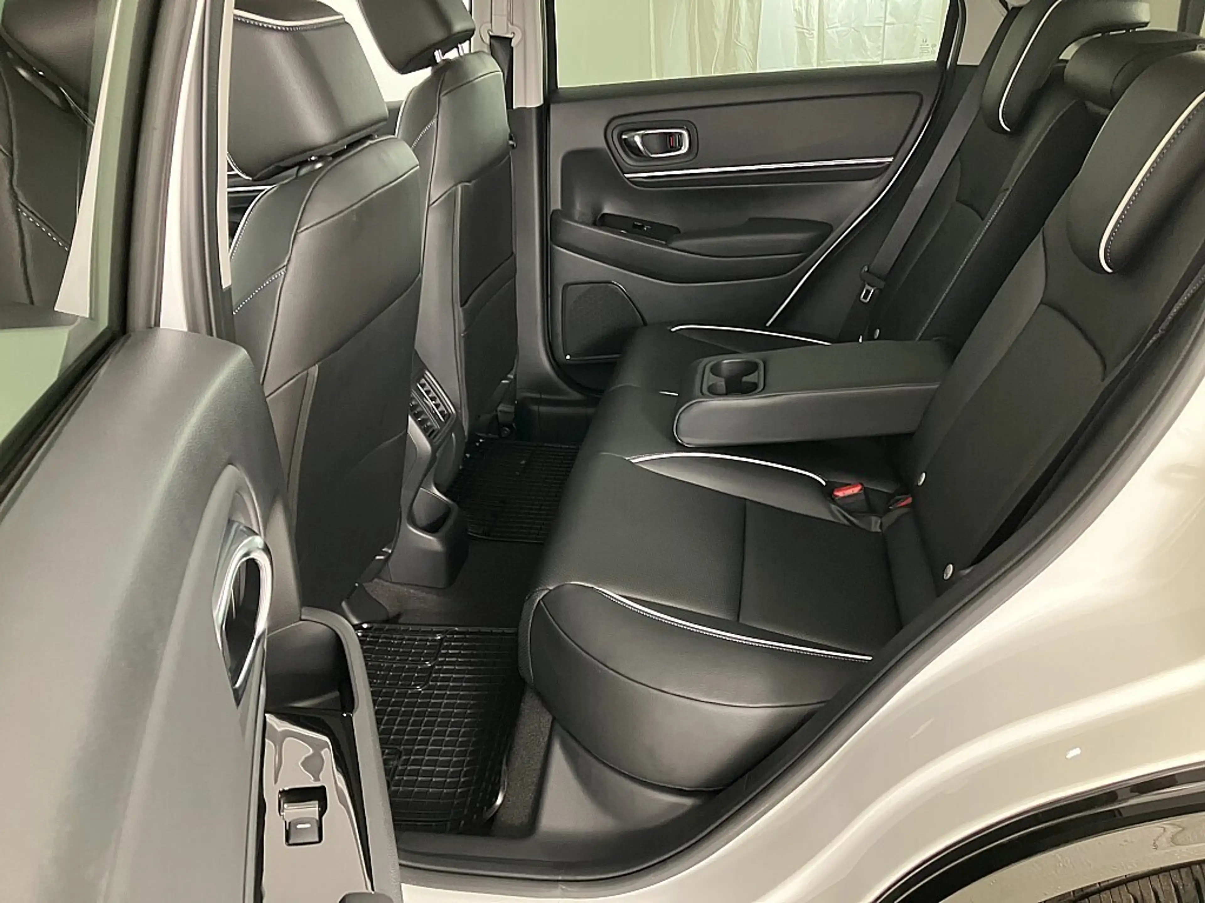 Honda e:Ny1 eNy1 68,8kWh Elegance — photo 11