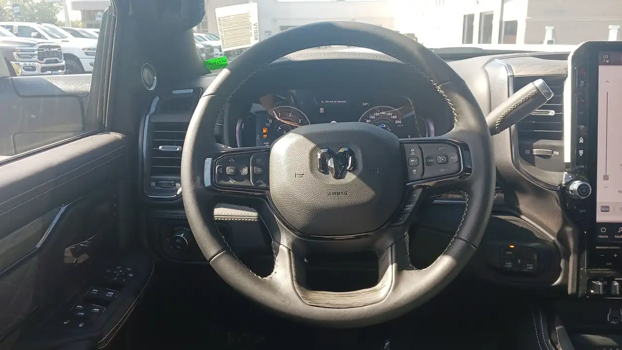 RAM 2500 снимка RAM 2500