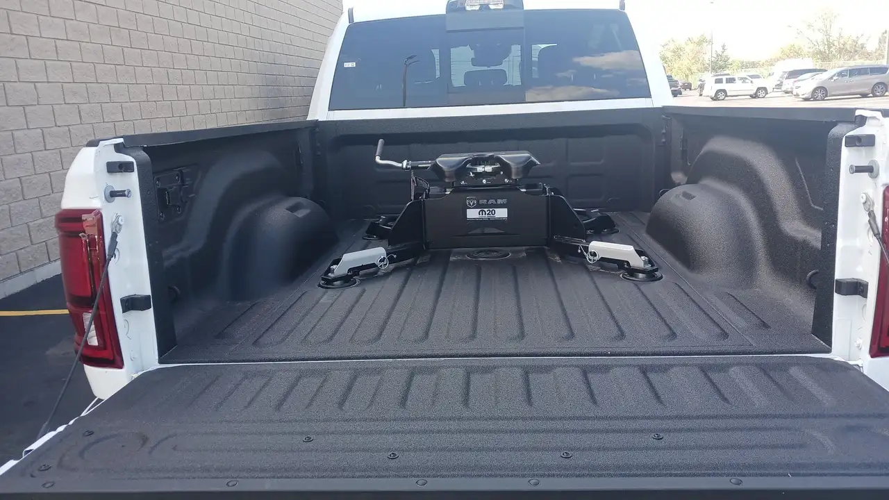 RAM 2500 снимка RAM 2500