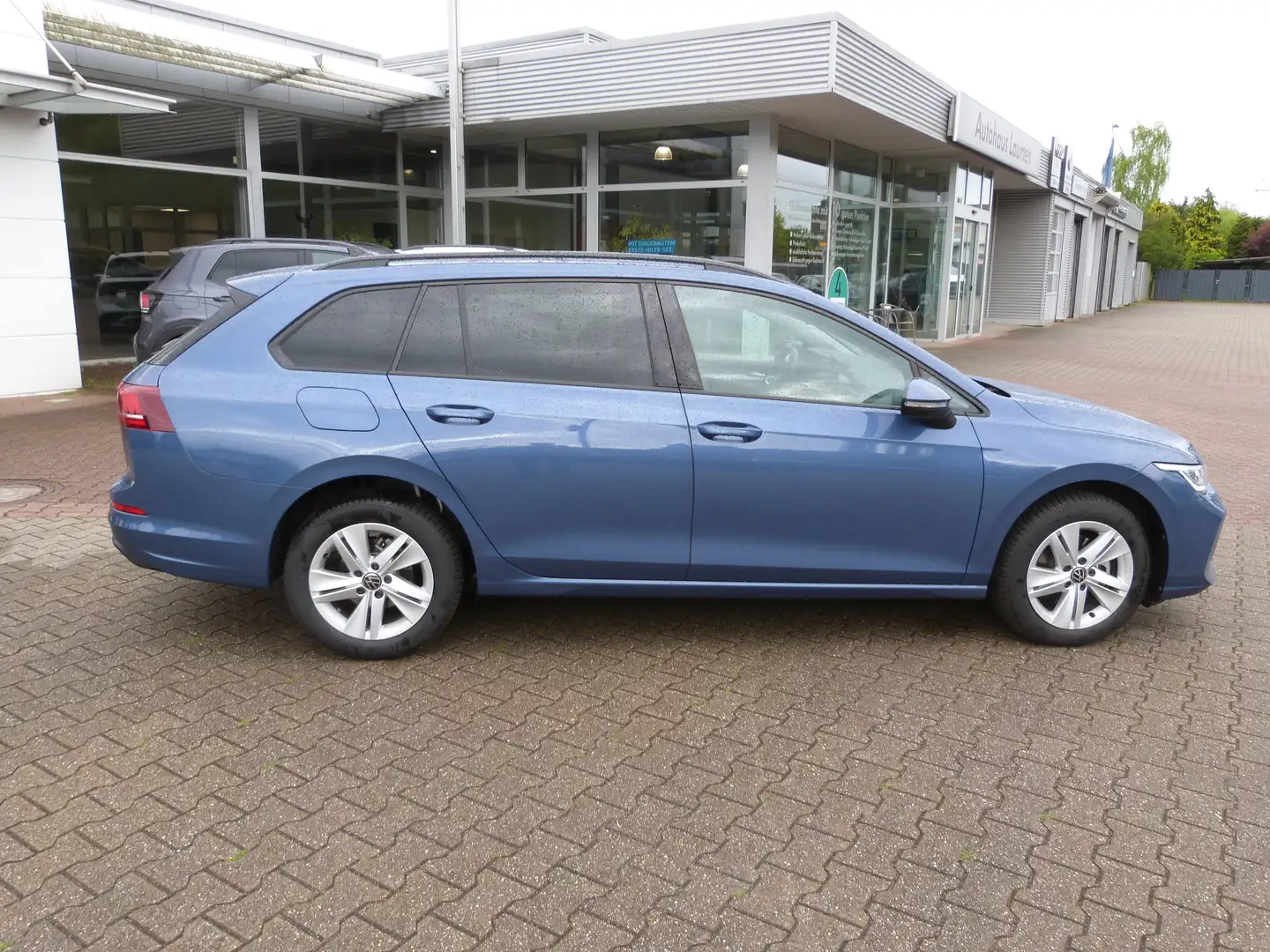Volkswagen Golf Variant 1.5 TSI Life ACC DigiPro PDC SHZ LED AppConnect LM Azul - 2