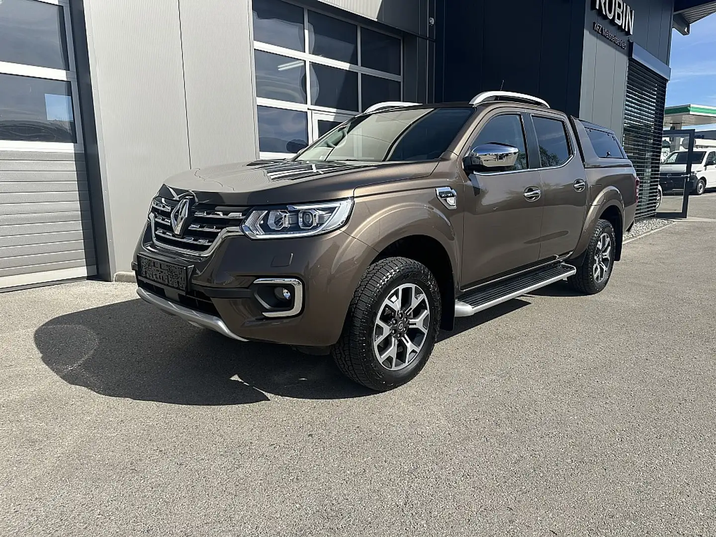 Renault Alaskan Alaskan DK Twin-Turbo dCi 190 Aut. 4WD Zen Hnědá - 1