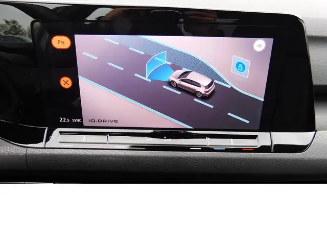 Volkswagen Golf view 6